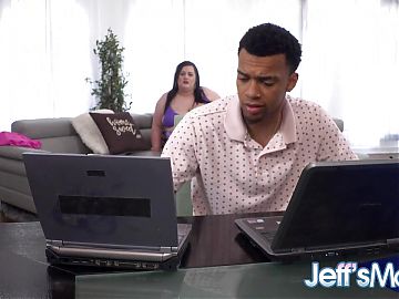 Black Guy Gives His Fat Girlfriend Ashley Garland an Anal Creampie