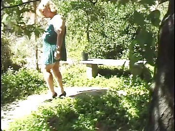 Horny slut moans while gets DP in her living room