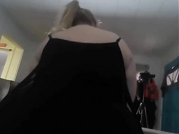 POV Couch Fucking -n- Sucking