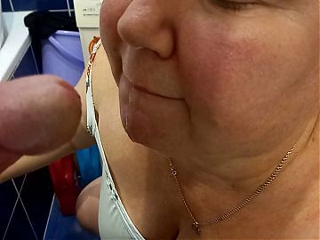sucks cock and gets a portion of cum in her mouth